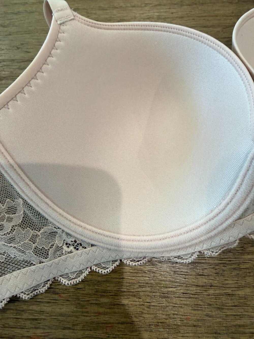 Natori Bliss Perfection Underwire Contour Bra - 36D, Style Number: 721211 - Picture 8 of 13